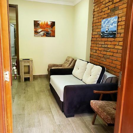Guest House Agmashenebeli 229 Kobuleti Esterno foto