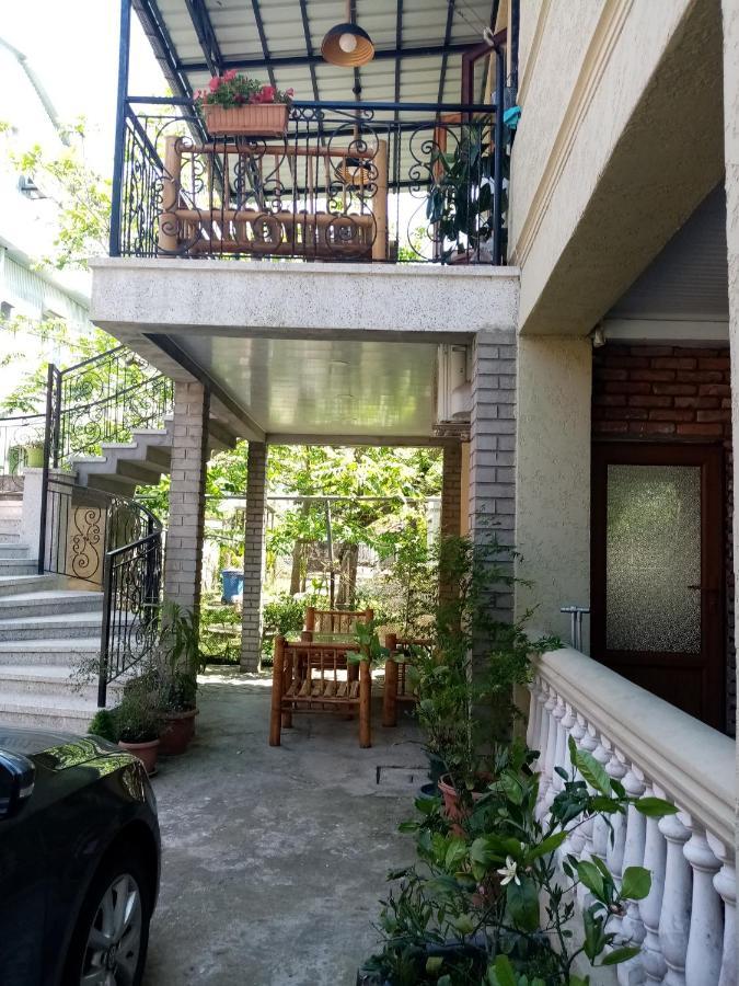 Guest House Agmashenebeli 229 Kobuleti Esterno foto